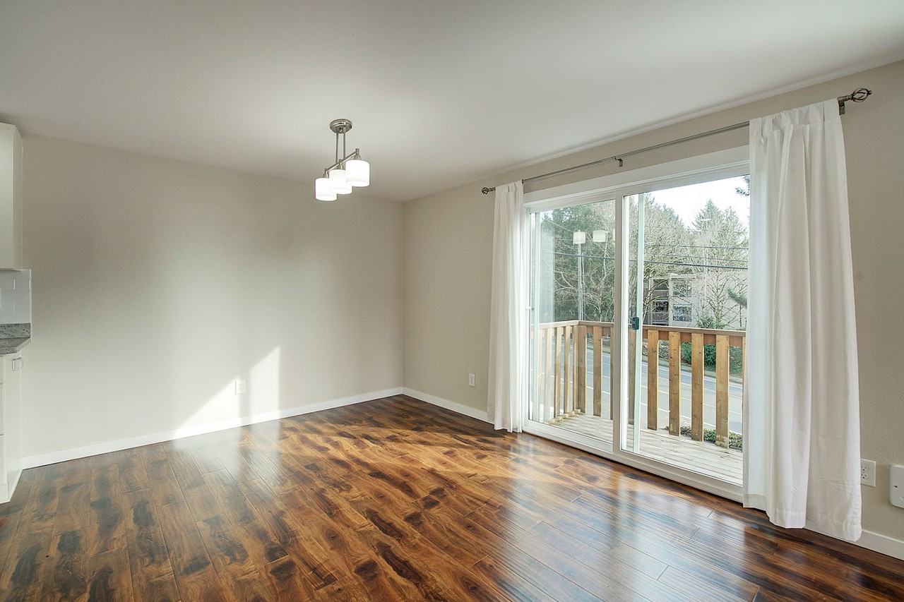 9840 NE 116th Street - Photo 6 of 37
