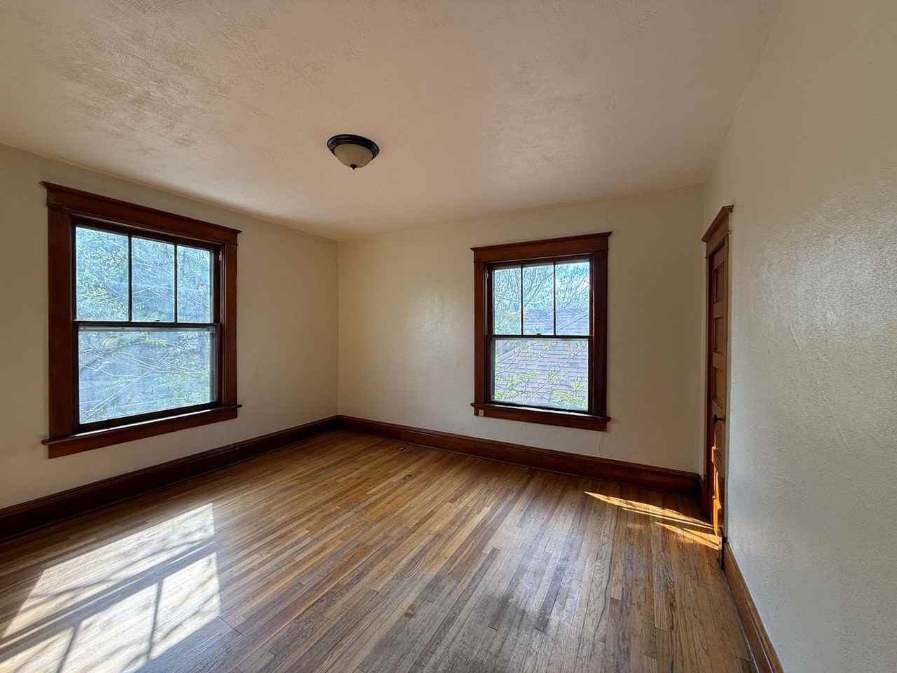 212 W Evans Ave - Photo 5 of 15