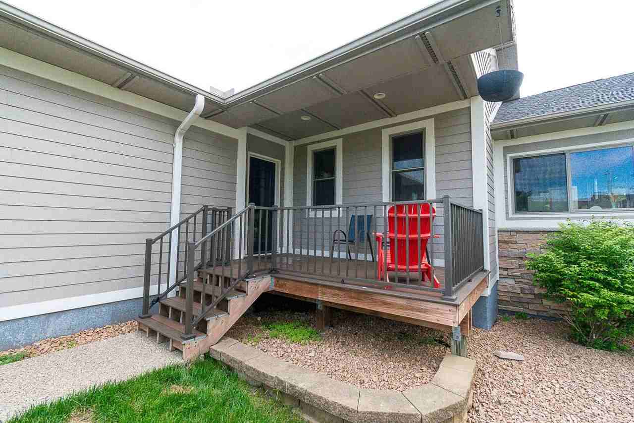 6116 39th Ave Nw - Photo 2 of 29