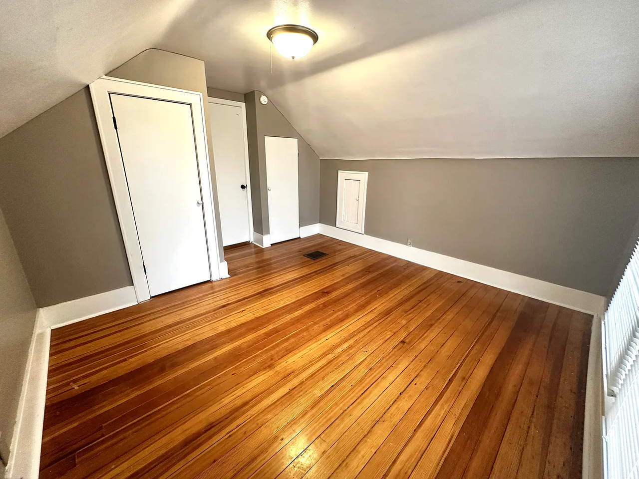 4120 Orchard Ave - Photo 3 of 7