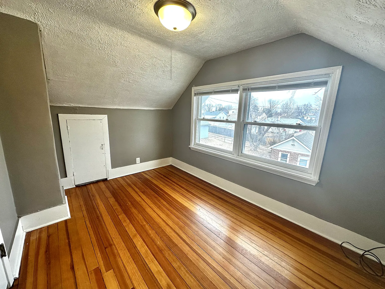 4120 Orchard Ave - Photo 5 of 7