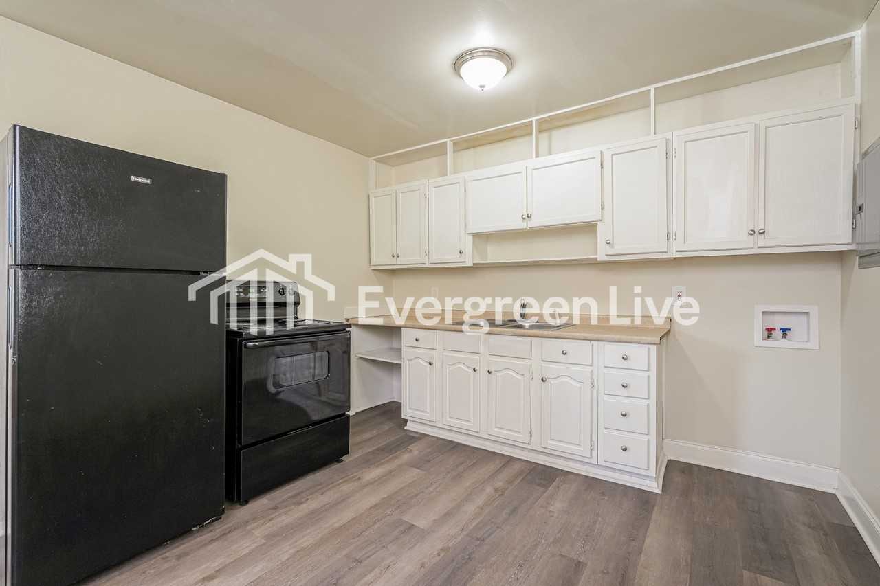 3013 Fondly Rd - Photo 4 of 15