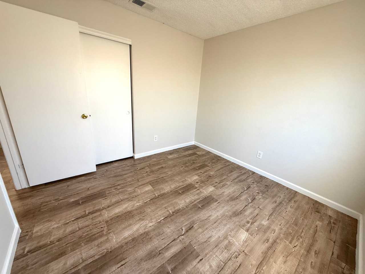 6368 Carmen Blvd - Photo 7 of 21