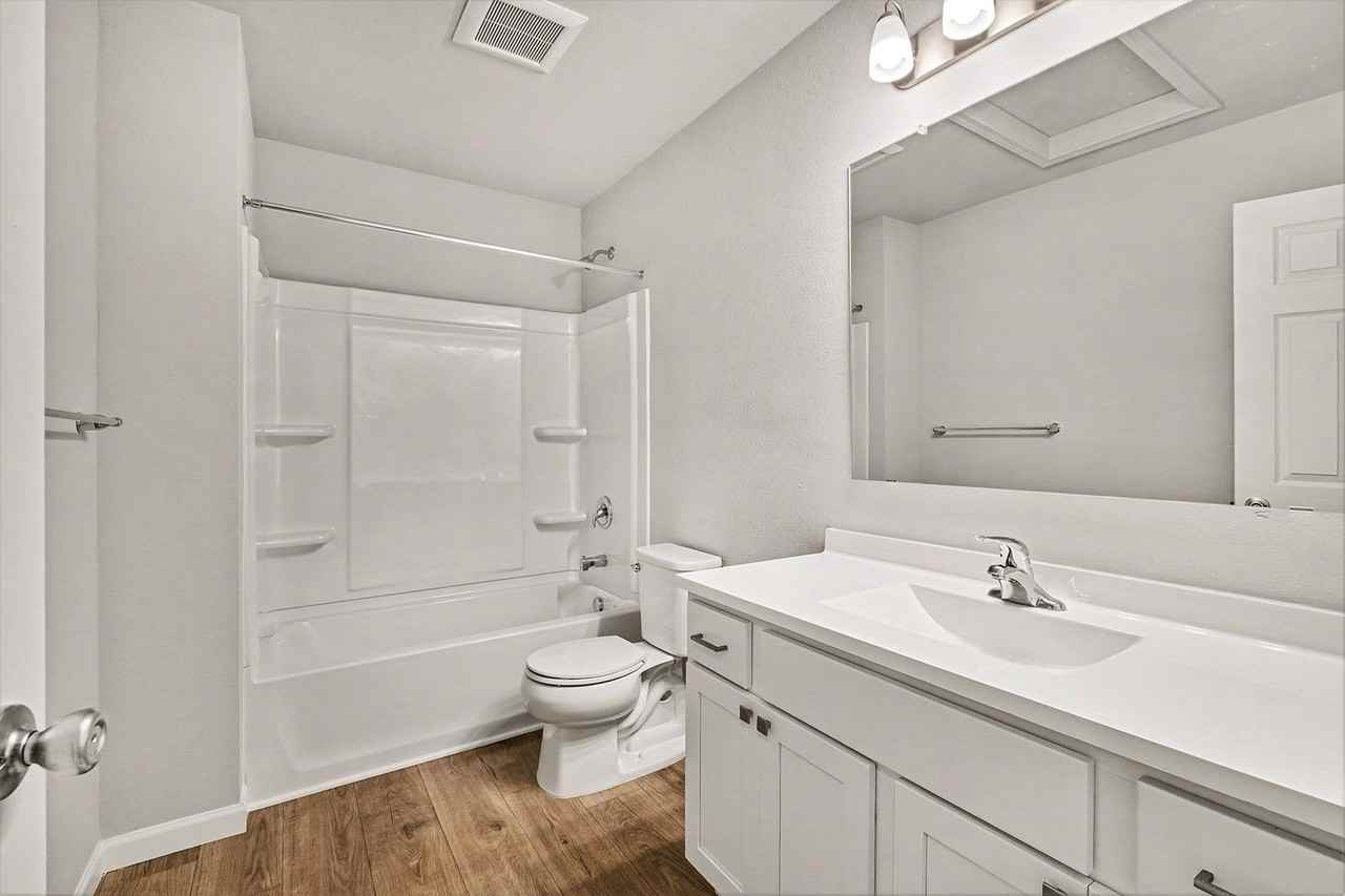 Spring Meadows Ct - Photo 4 of 20