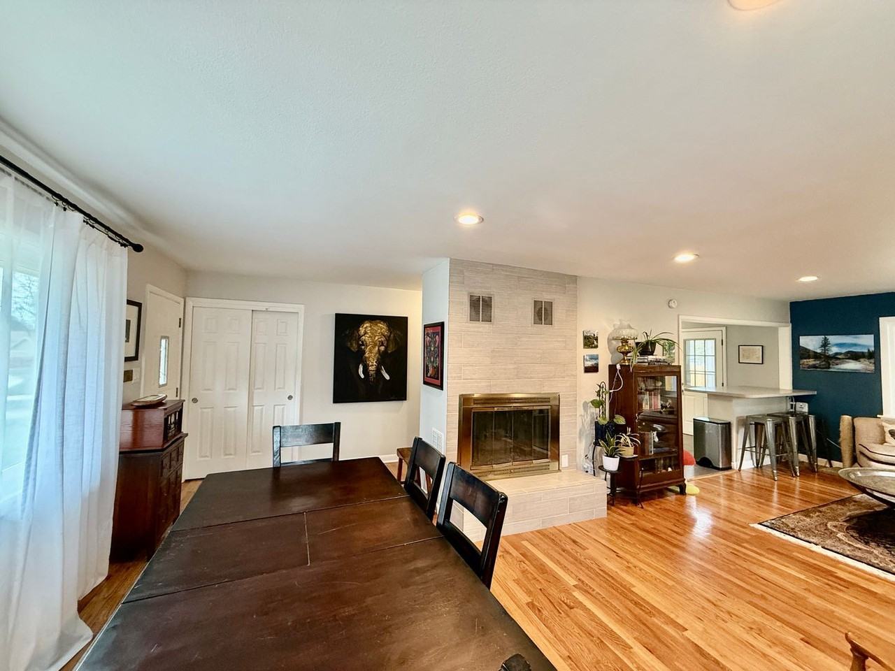 516 Valley Rd - Photo 4 of 31