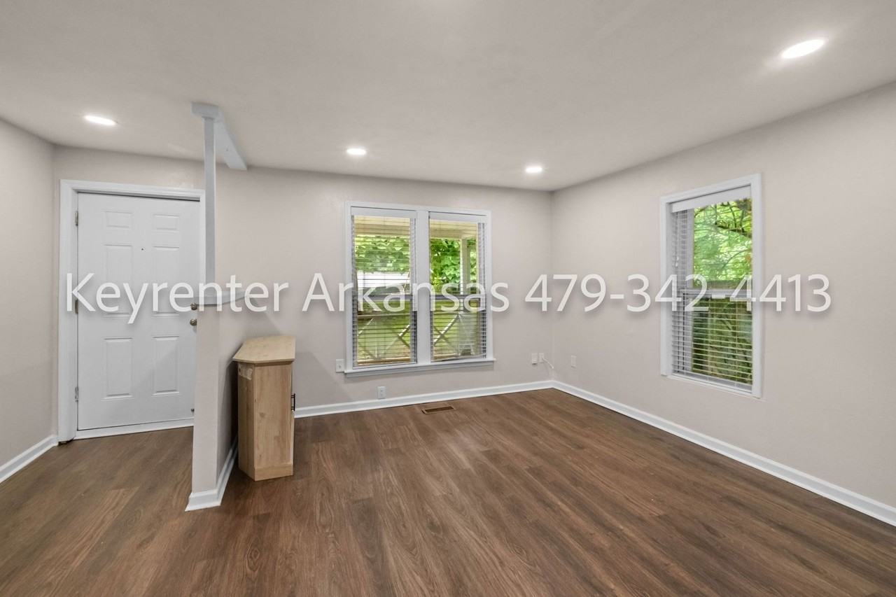 300 S Washington Ave - Photo 5 of 28
