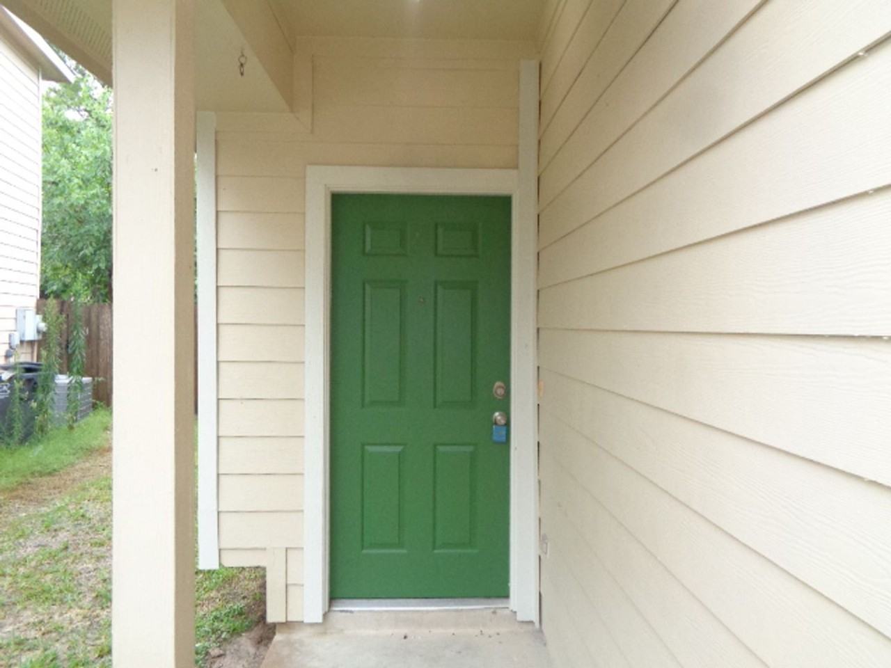 17111 Oakwood Chase Dr - Photo 2 of 28