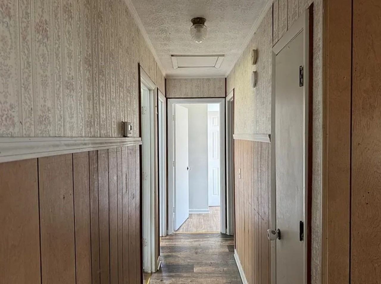 808 Glendale Ave - Photo 4 of 16
