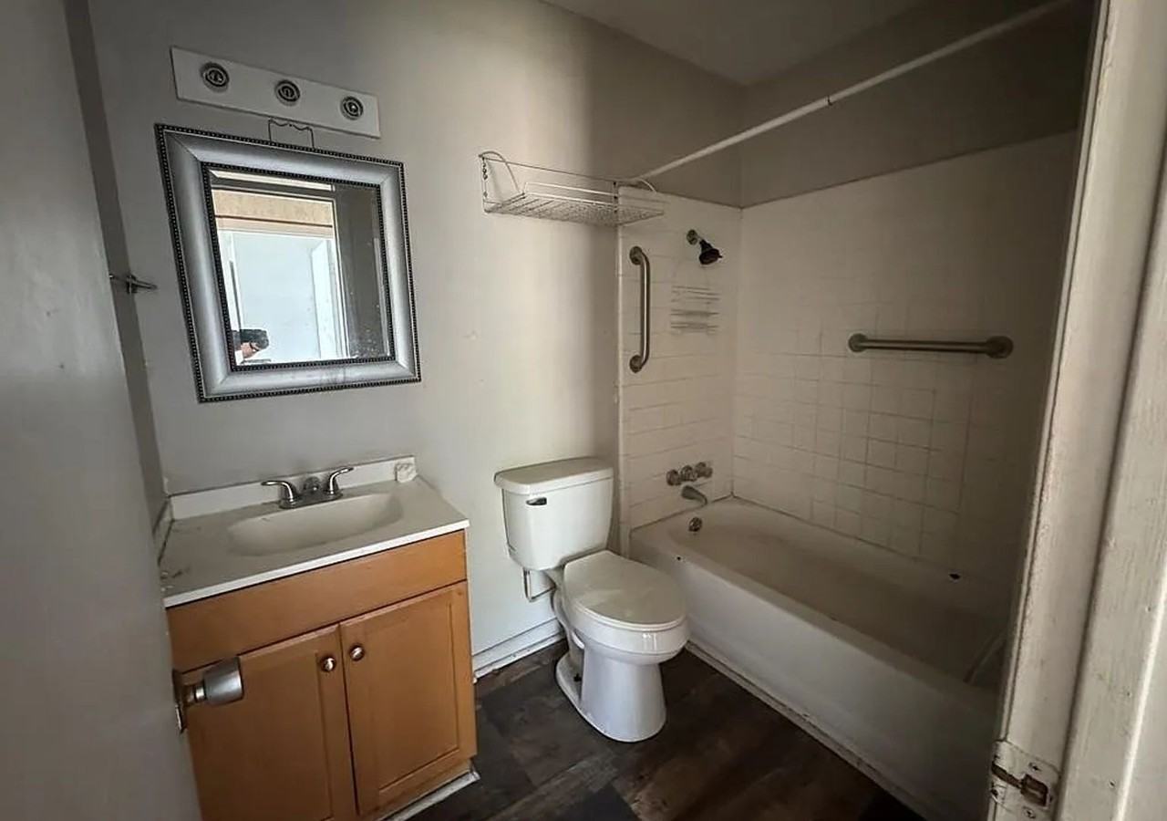 808 Glendale Ave - Photo 6 of 16