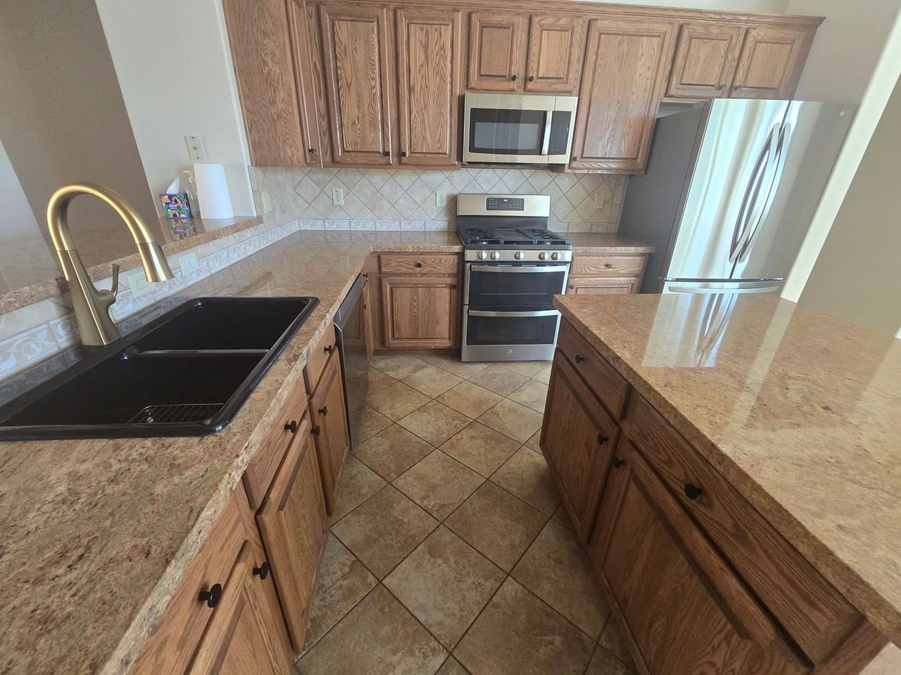 1504 Pocono Pl - Photo 6 of 22