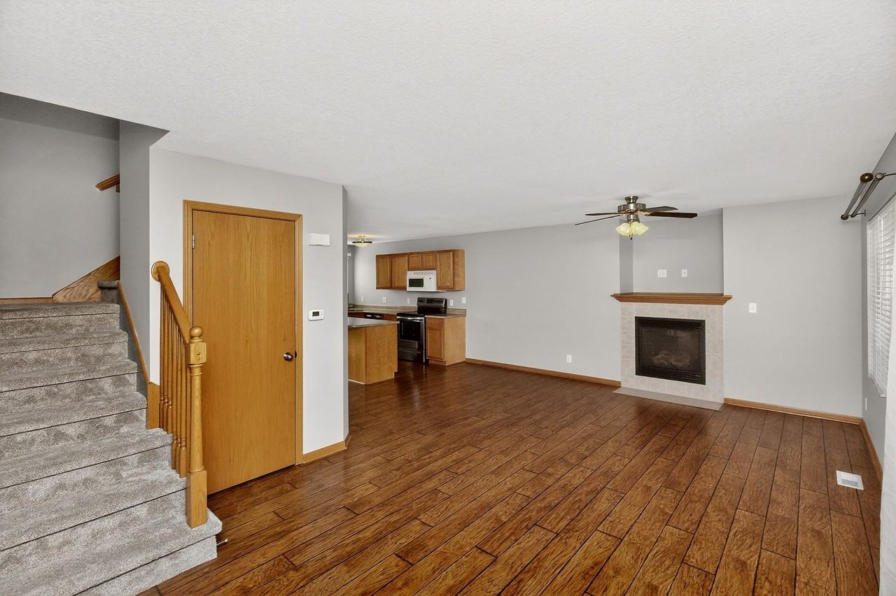 760 Se Carefree Ln - Photo 2 of 25