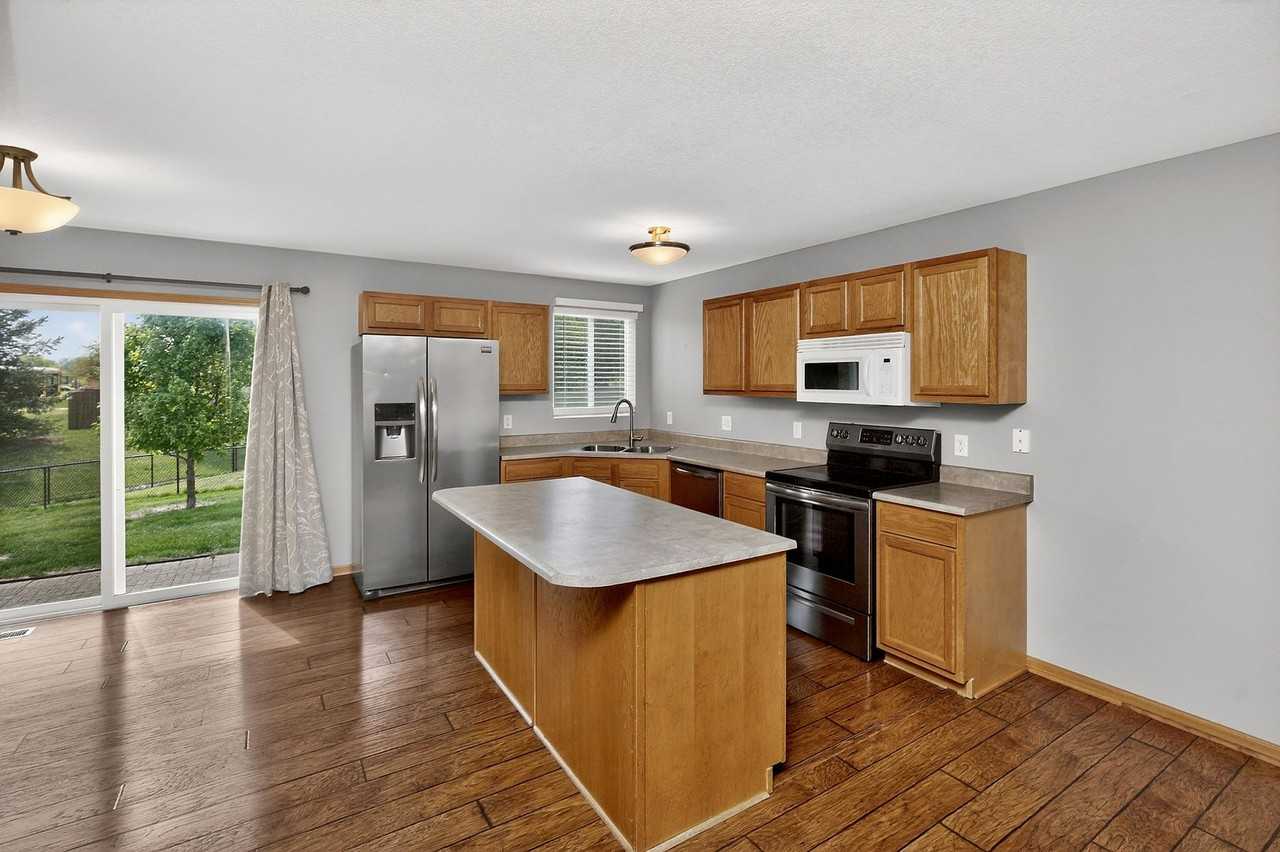 760 Se Carefree Ln - Photo 5 of 25