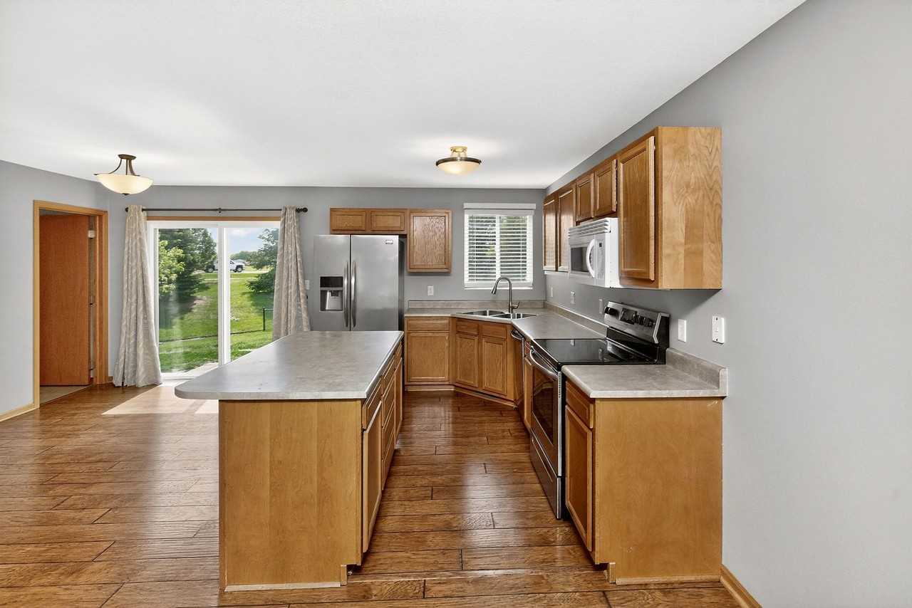 760 Se Carefree Ln - Photo 6 of 25