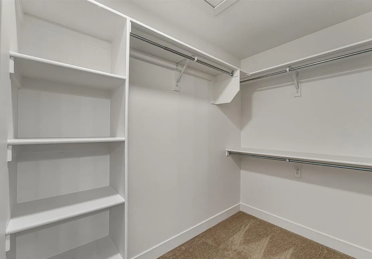 4543 W Watchmen Way - Photo 4 of 22