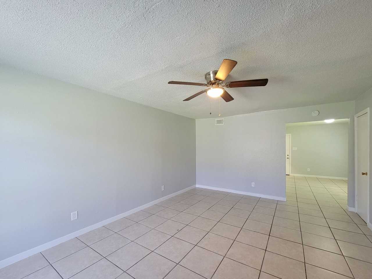 12330 Ormandy St - Photo 4 of 23
