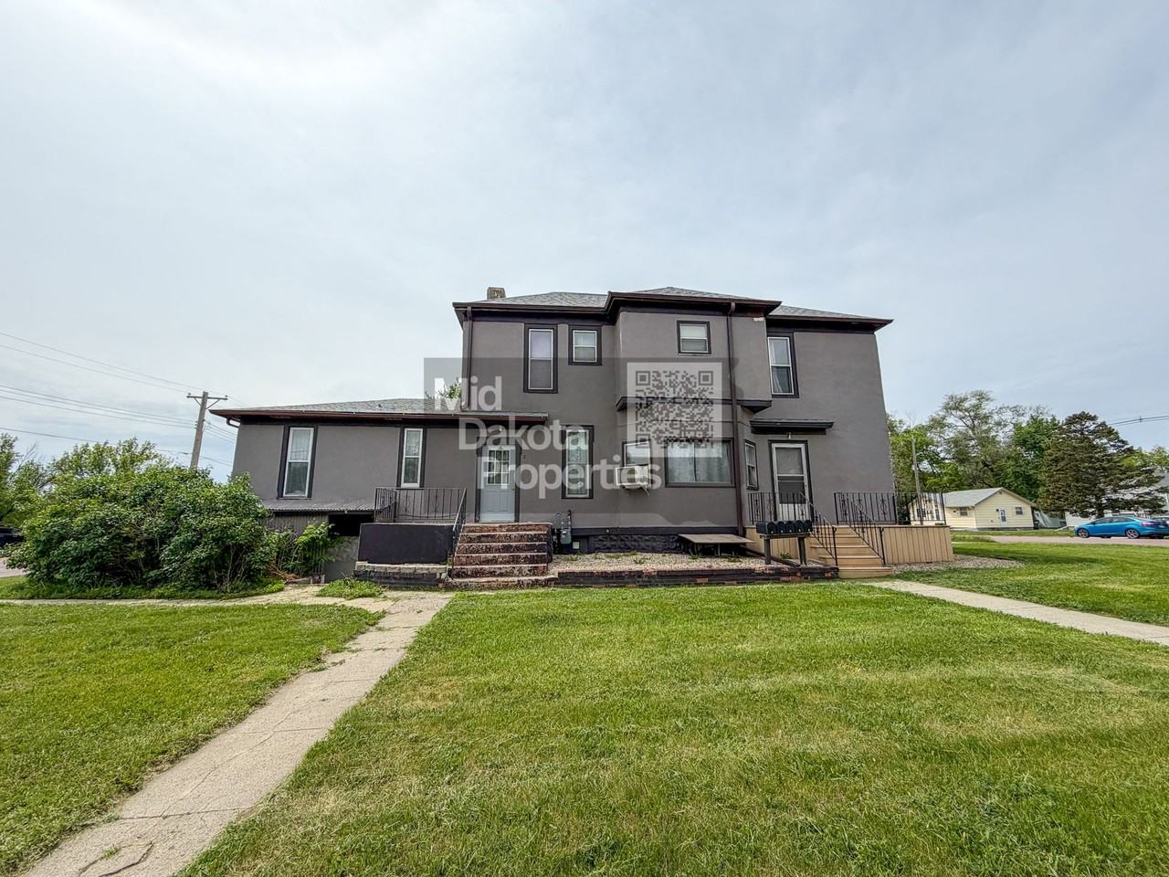 221 E 9th Ave - Photo 3 of 13