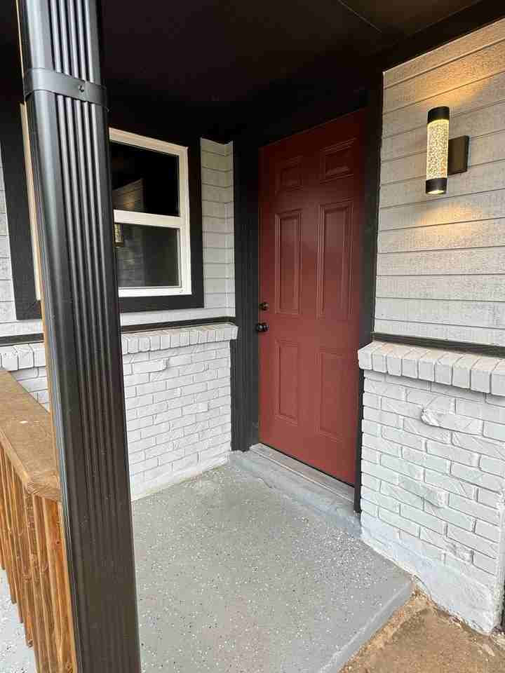 5816 Nw Cherry Ave - Photo 2 of 30