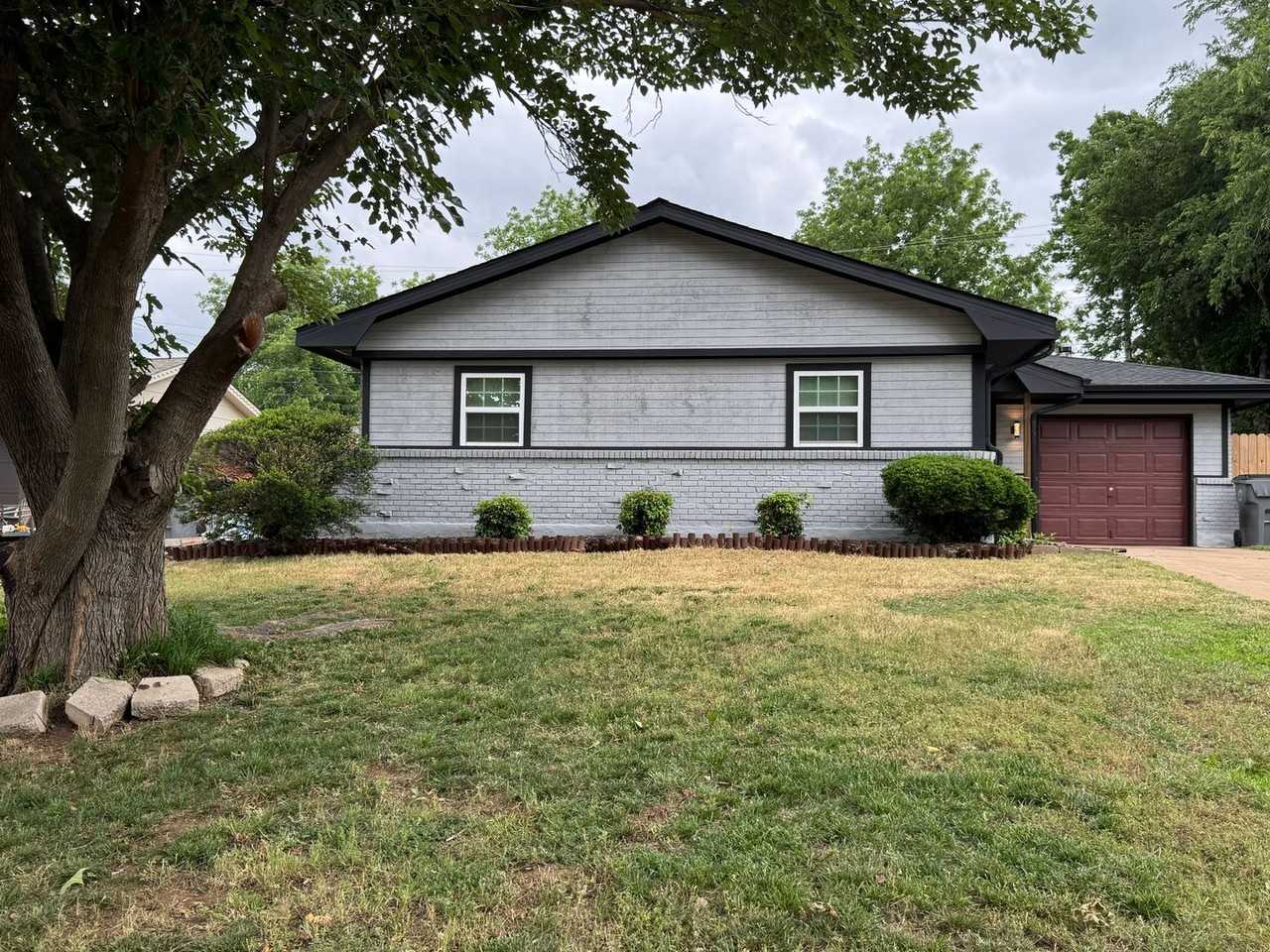 5816 Nw Cherry Ave - Photo 4 of 30