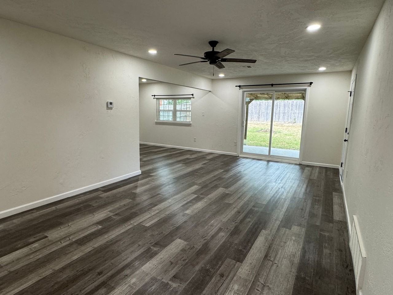 5816 Nw Cherry Ave - Photo 6 of 30