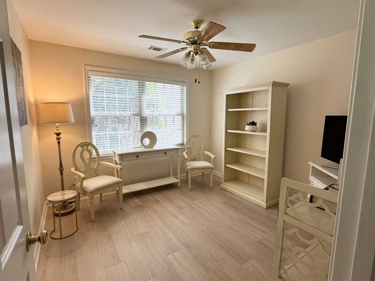 332 Ceasar Pl - Photo 7 of 25