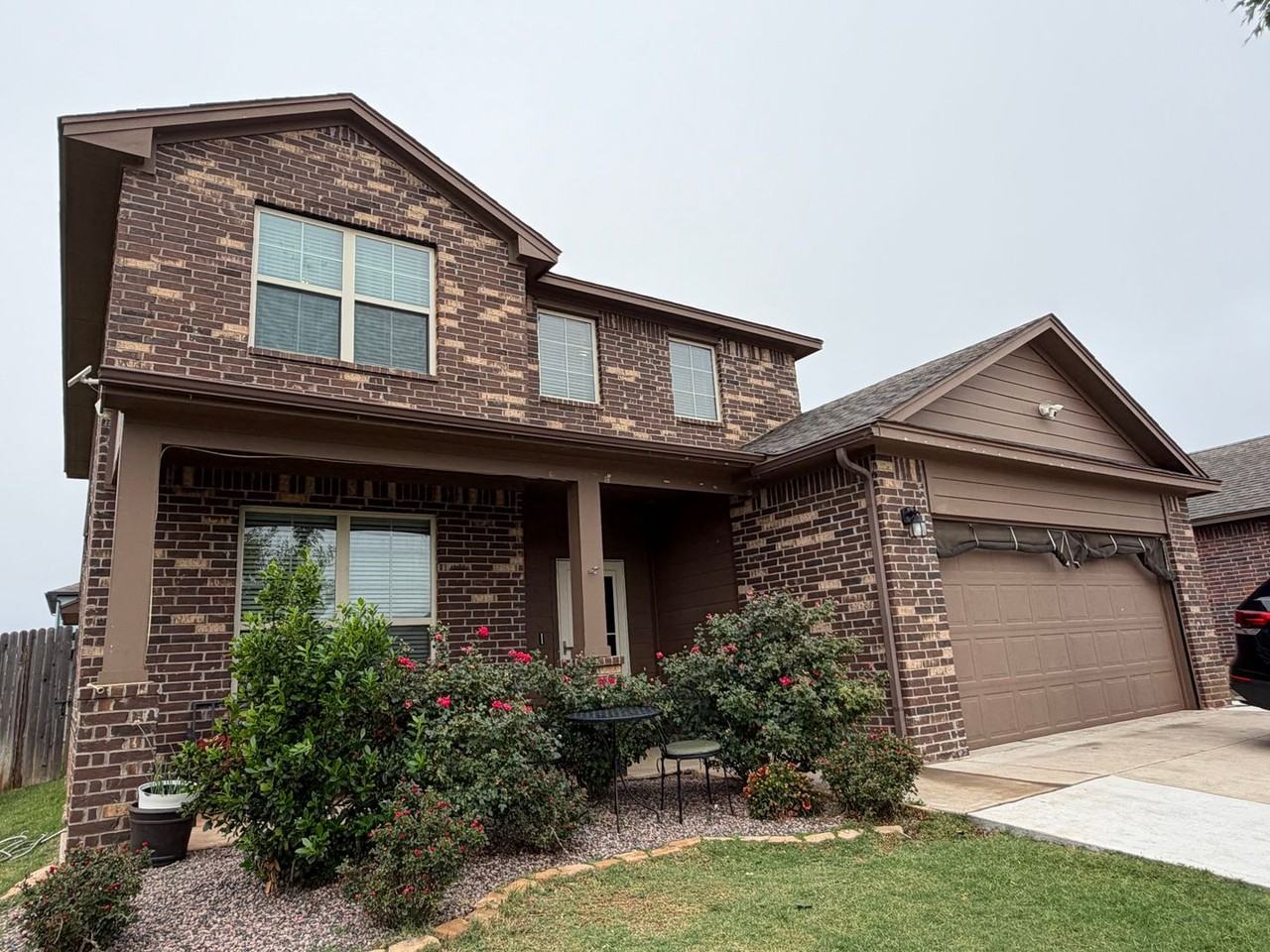 2501 Caden Ct - Photo 6 of 17