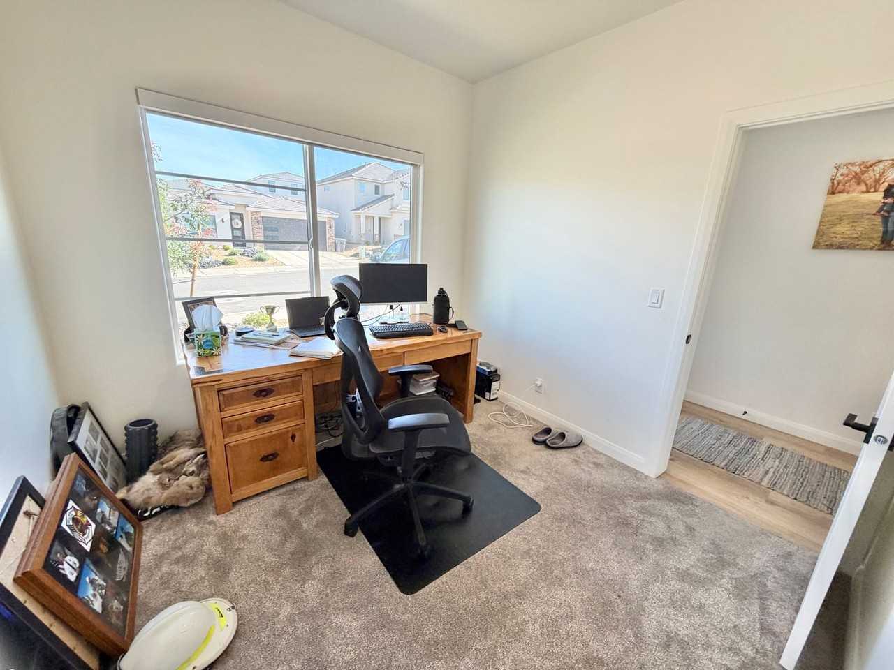 1436 E White Hollow Ln - Photo 4 of 35