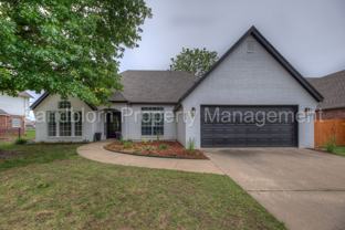 3827 W Canton St - Photo 1 of 1