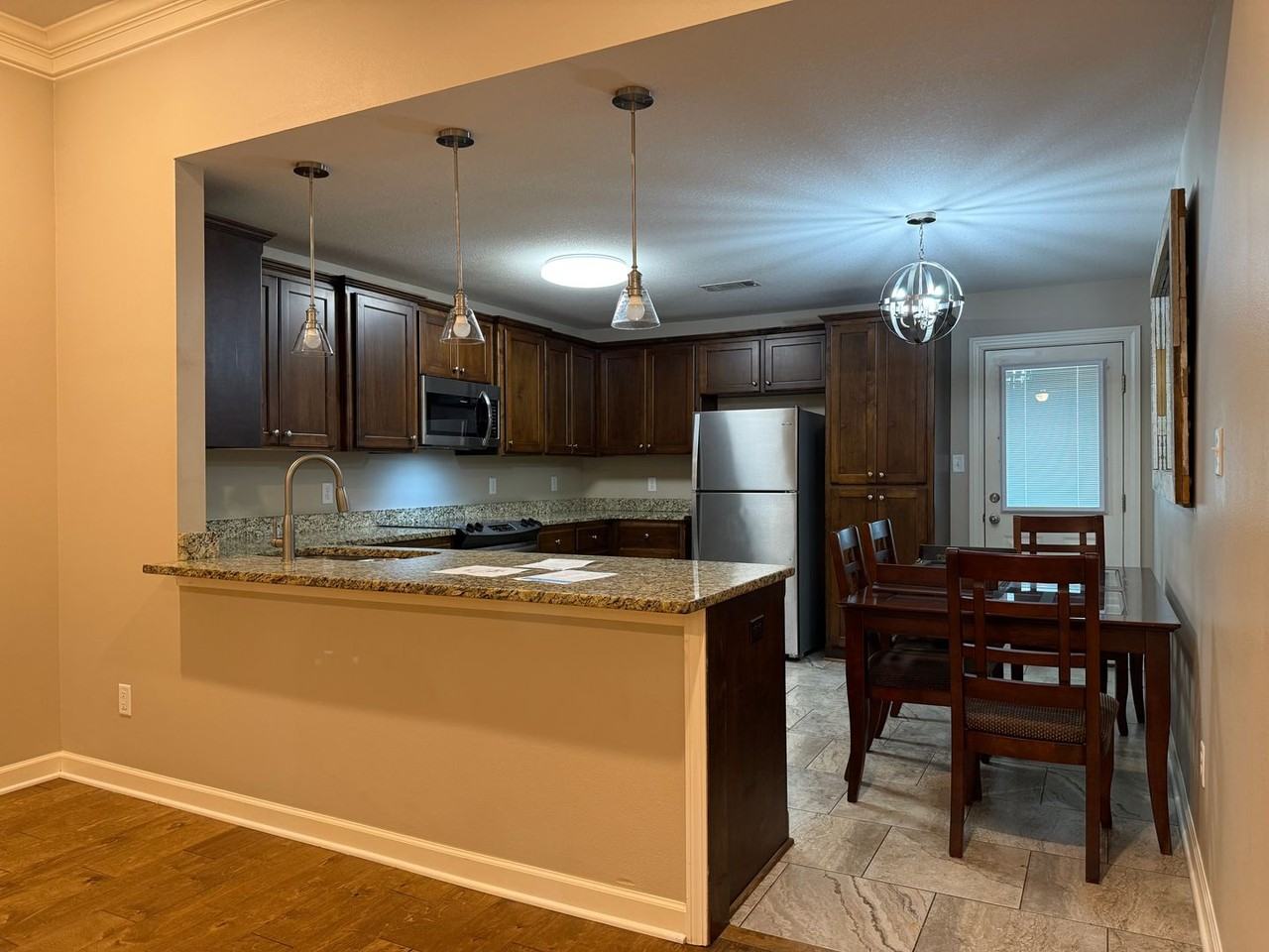 415 S Shady Ln - Photo 3 of 20