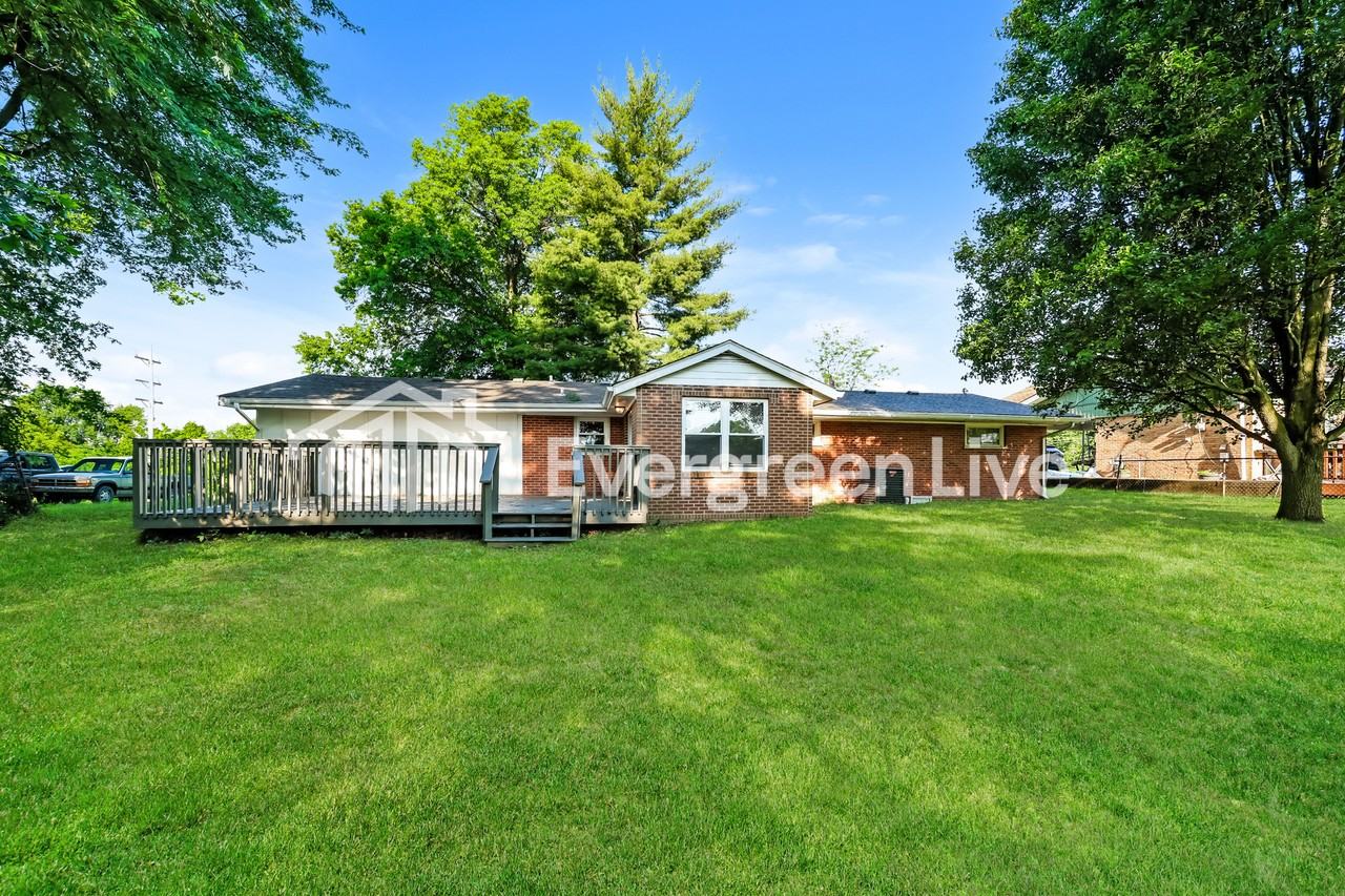 7340 Hopeful Rd - Photo 3 of 15