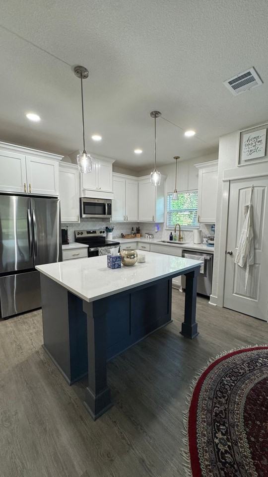 909 N Randolph Ave - Photo 6 of 15