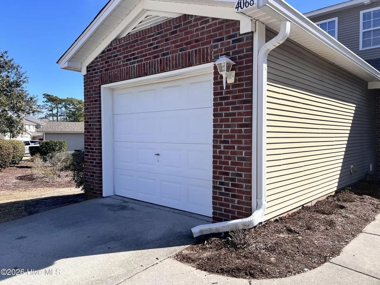 4068 Winds Ridge Dr - Photo 2 of 17