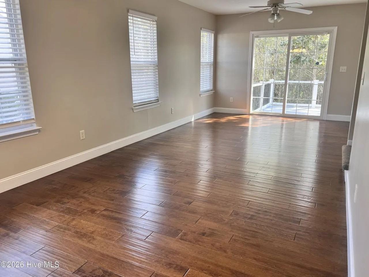 4068 Winds Ridge Dr - Photo 4 of 17