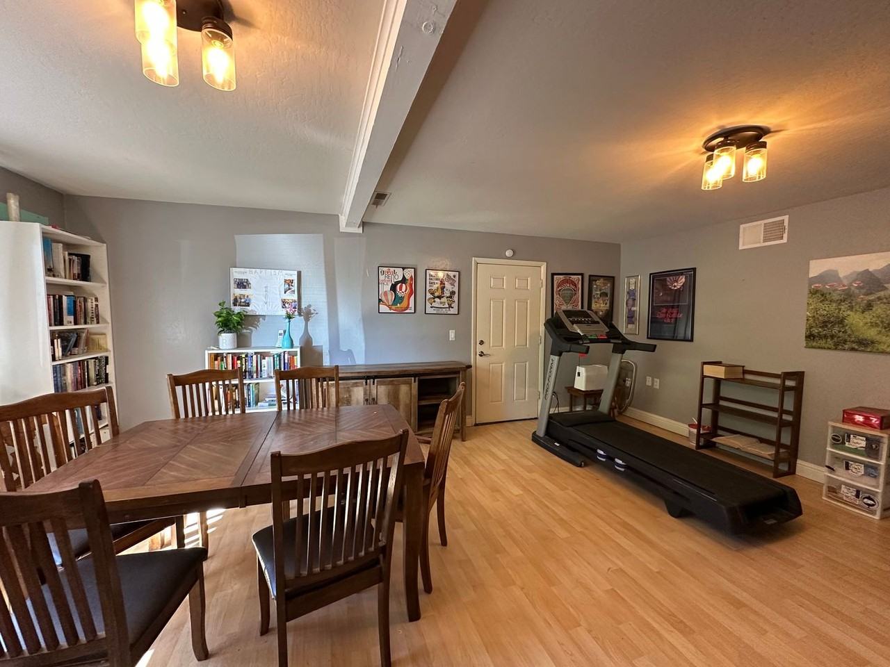 2677 Rodney Dr - Photo 5 of 20