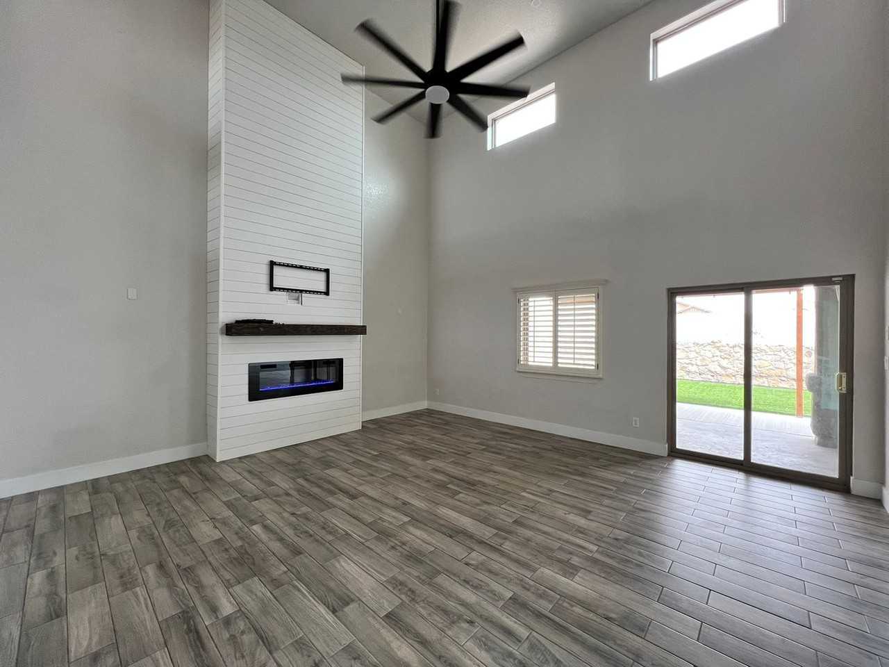 476 Gold Crown Rd - Photo 2 of 21