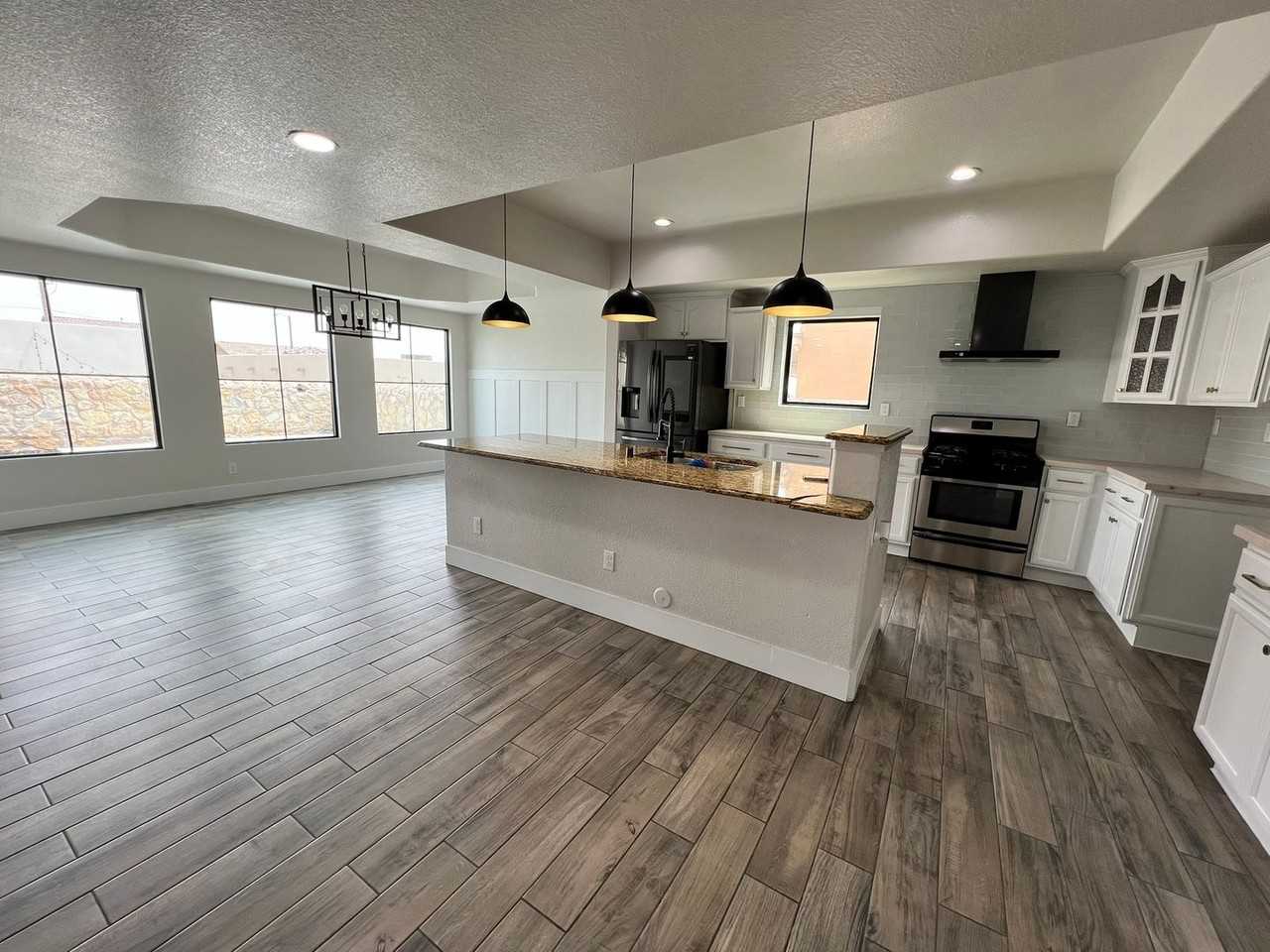476 Gold Crown Rd - Photo 3 of 21
