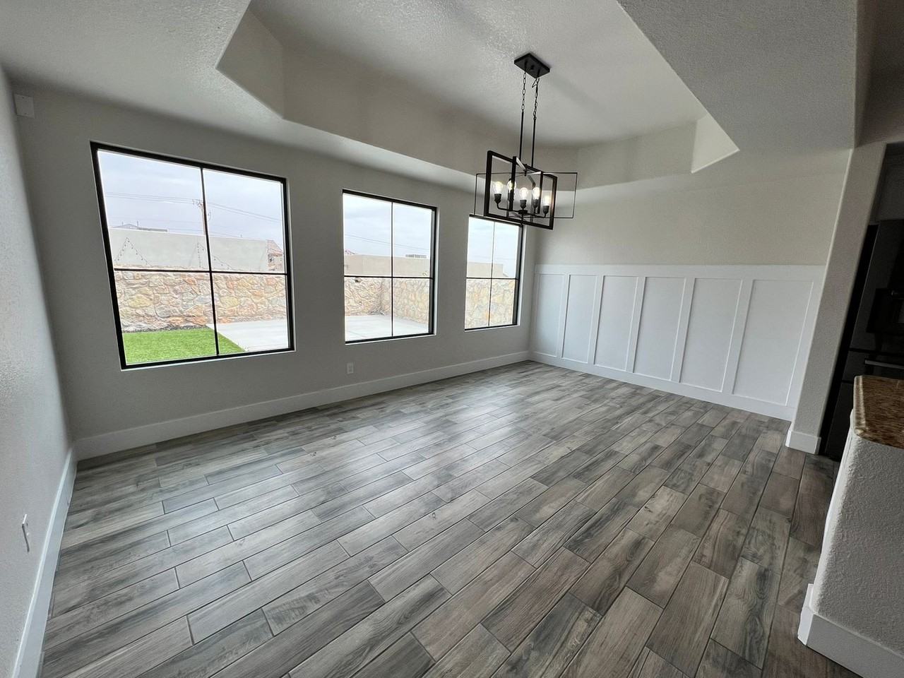 476 Gold Crown Rd - Photo 4 of 21