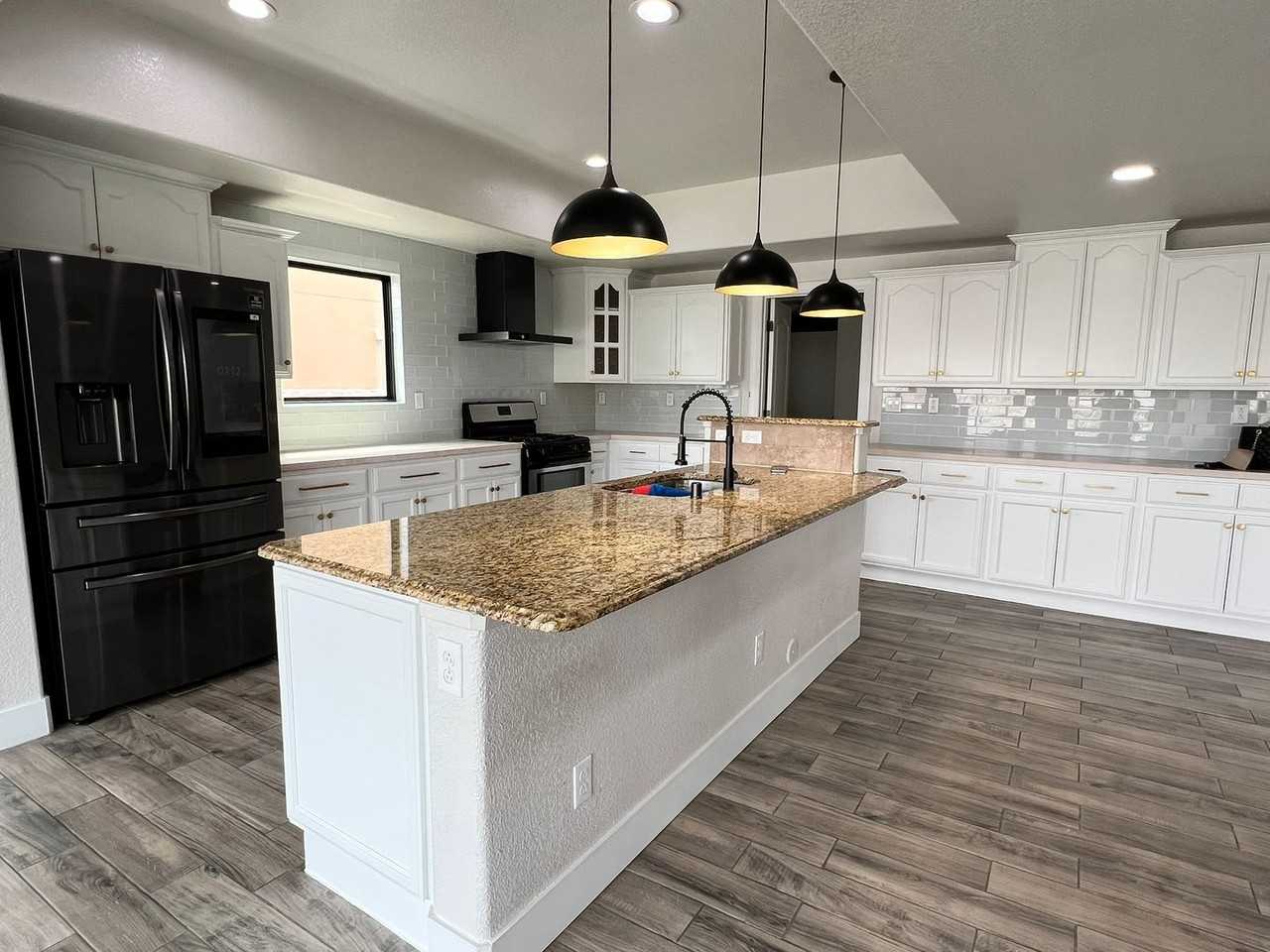 476 Gold Crown Rd - Photo 5 of 21