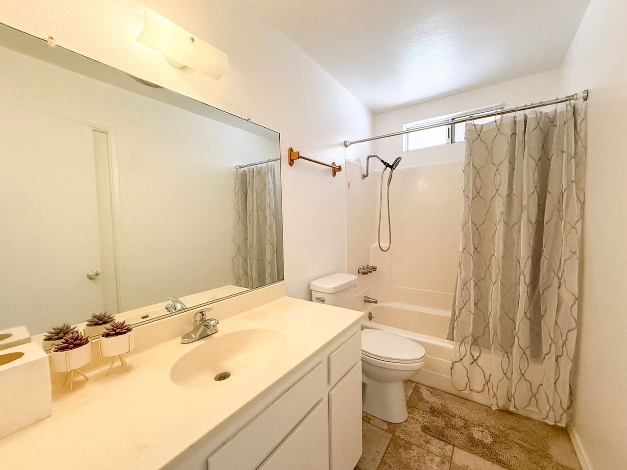 7496 Church St - Photo 7 of 14