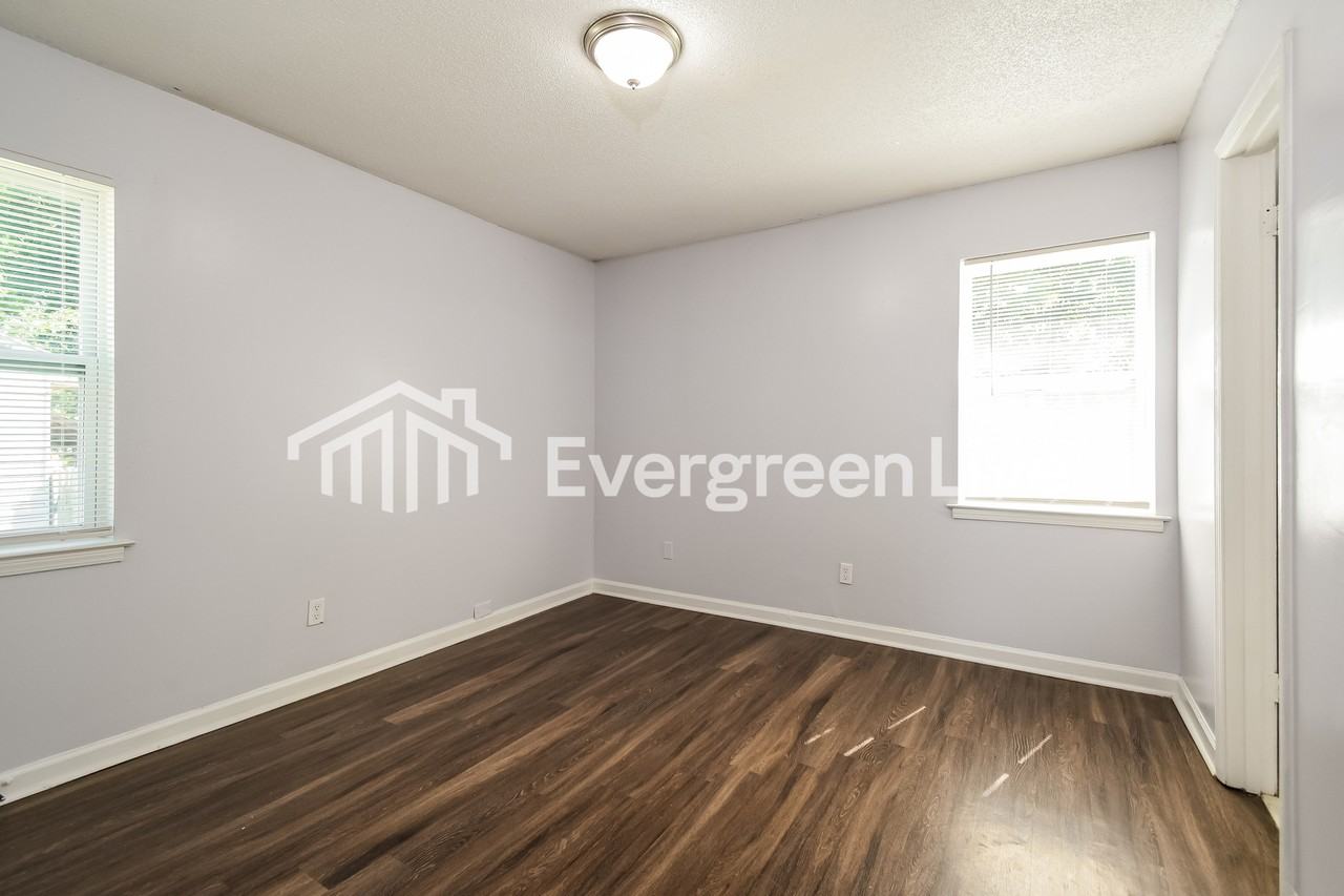 6070 Tulane Rd - Photo 7 of 15