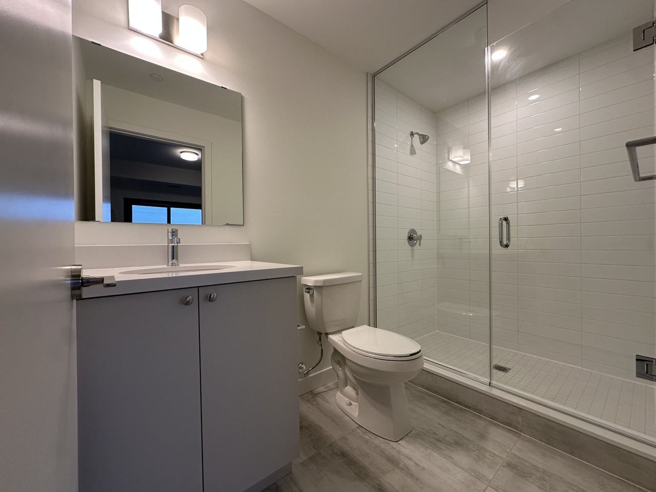51 Clarington Boulevard, Bowmanville, On, Canada #412 - Photo 2 of 20