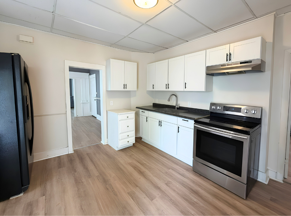 Chestnut St #1 - Photo 5 of 16