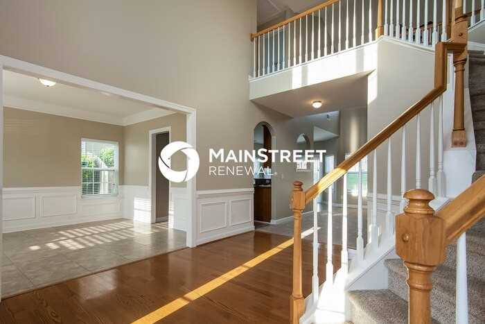 453 Clearwater Dr Nw - Photo 2 of 17