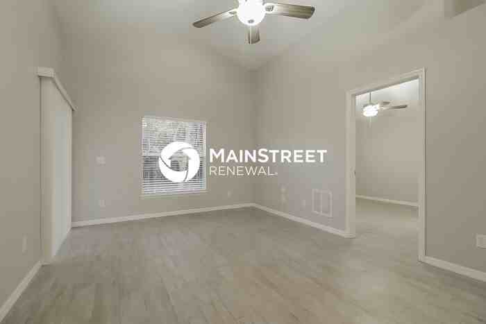 1113 Amanda Kay Cir - Photo 3 of 16