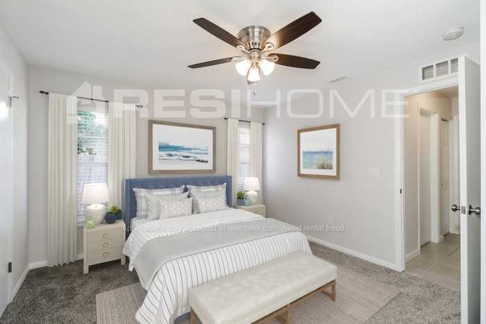 1034 Westwood Dr - Photo 7 of 18