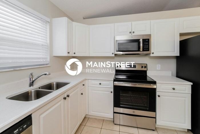 1160 N Saint Johns St - Photo 7 of 16
