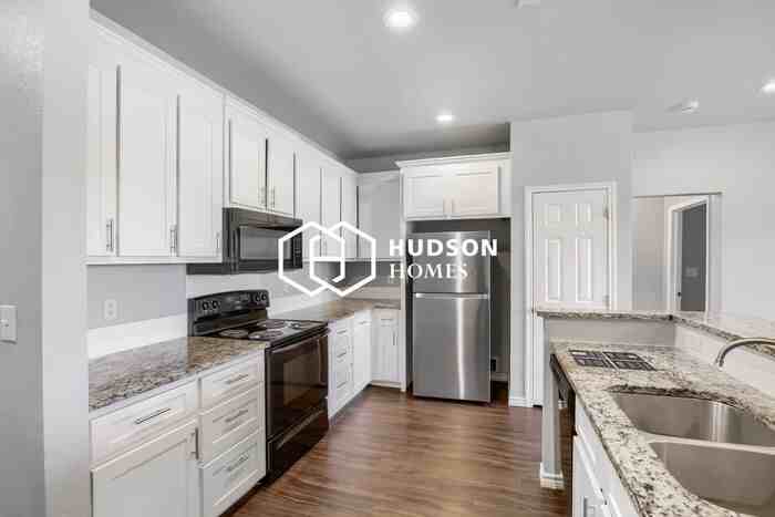 101 Pharm Hills Rd #204 - Photo 4 of 12
