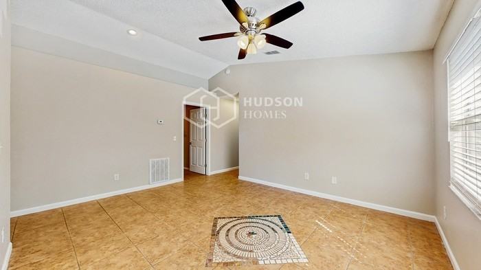 10169 Cody Ln - Photo 5 of 27