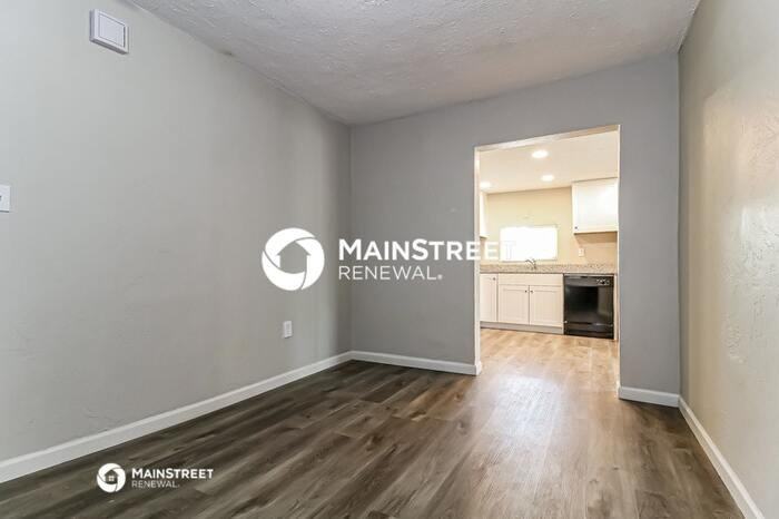 1310 W Ironwood Dr - Photo 5 of 14