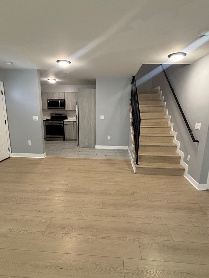 1319 Westmoreland Avenue #1/2 - Photo 6 of 22