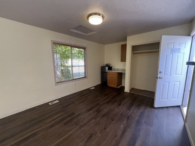 3848 E Presidential Dr - Photo 5 of 29